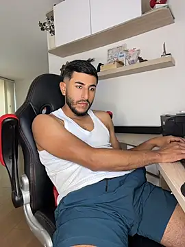 VyxenSecret's Webcam Show