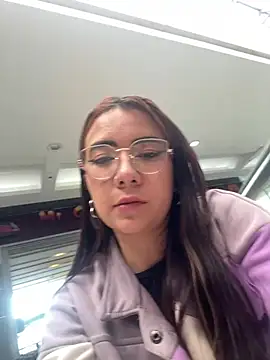 arilynn_ Chat XXX in diretta