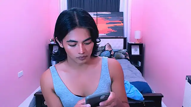 MiamoreAmara69 Show Webcam
