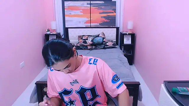 MiamoreAmara69 Pertunjukan Webcam