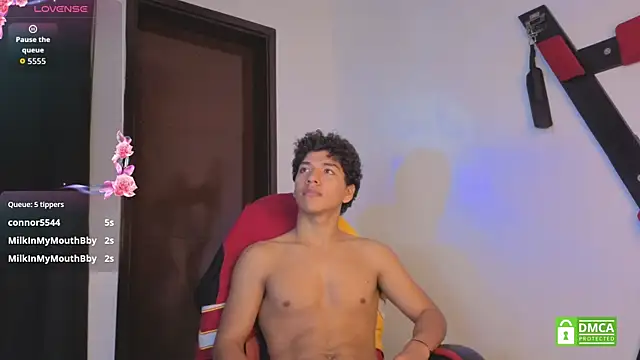 Maximiliano_Young: вебкам-шоу