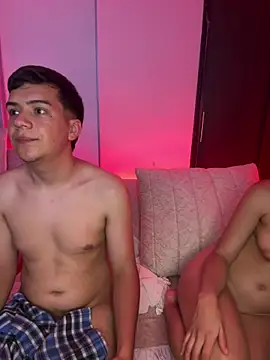 Show modela Dylan_KatteLive na web-kameri