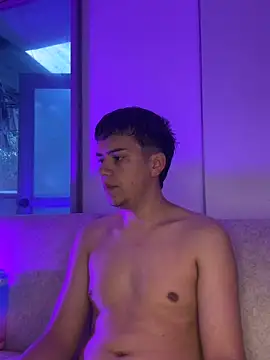 Pokazy przed kamerką – Dylan_KatteLive