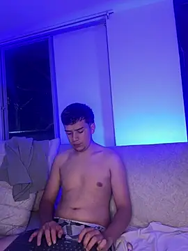 Dylan_KatteLive: вебкам-шоу