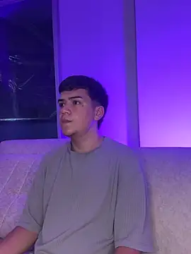 Dylan_KatteLive's Webcam Show