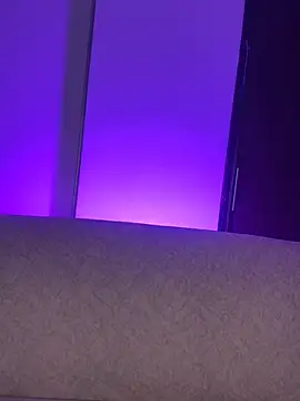 Dylan_KatteLive: вебкам-шоу