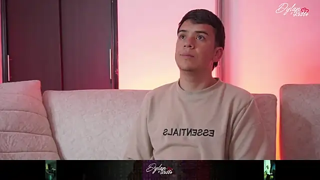 Dylan_KatteLive webkamerás műsora