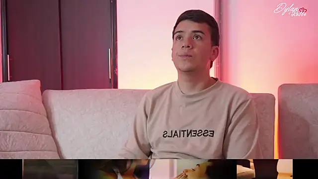 Dylan_KatteLive's Webcam Show