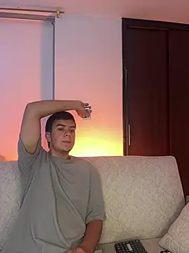 Dylan_KatteLive Adlı Modelin Web Kamerası Şovu
