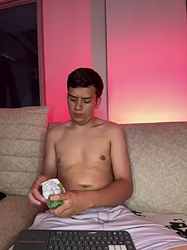 Dylan_KatteLive webcam show