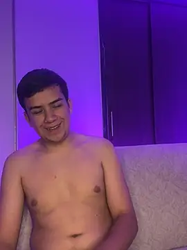 Dylan_KatteLive's Webcam Show