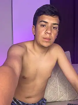 Czat XXX na żywo – Dylan_KatteLive