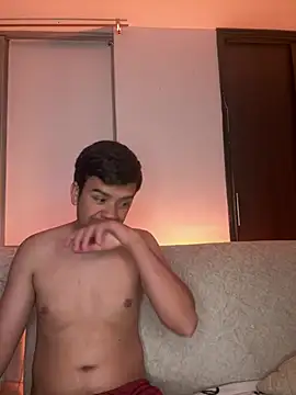 Dylan_KatteLive – webcam-show