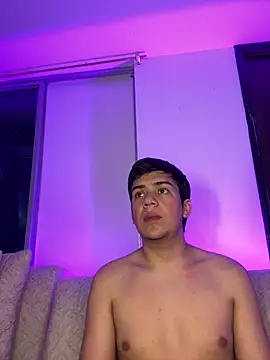 Chat XXX en directo de Dylan_KatteLive