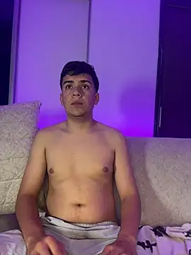 Dylan_KatteLive's Live XXX Chat