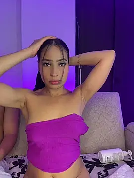 Dylan_KatteLive লাইভ XXX চ্যাট