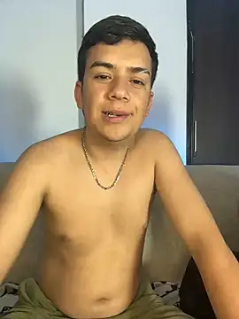 XXX chat uživo modela Dylan_KatteLive