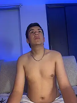 Dylan_KatteLive's Webcam Show