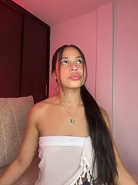Chat XXX en directo de Dylan_KatteLive