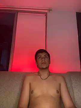 Show modela Dylan_KatteLive na web-kameri