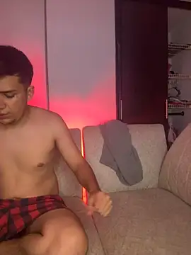 צ'אט XXX בשידור חי של Dylan_KatteLive