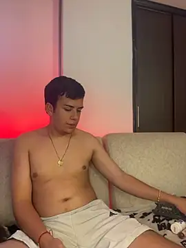 Pertunjukan Kamera Web Dylan_KatteLive