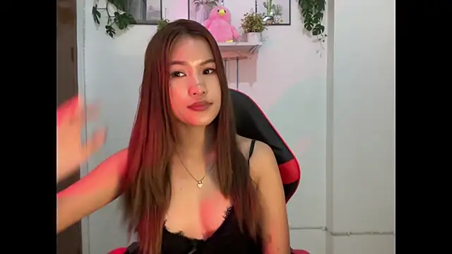Pertunjukan Kamera Web elonarae