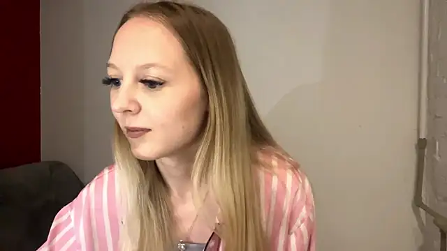 Webkamerová show AilenePewo