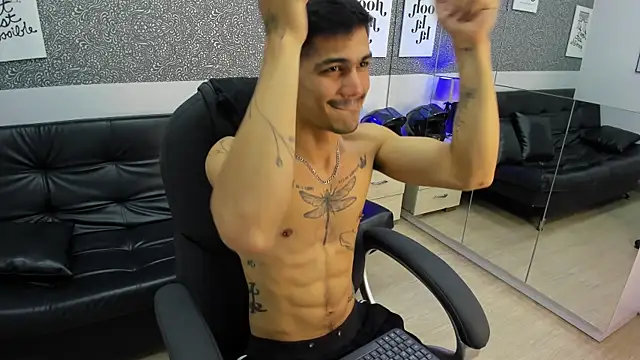 Show modela Jared_Cole na web-kameri