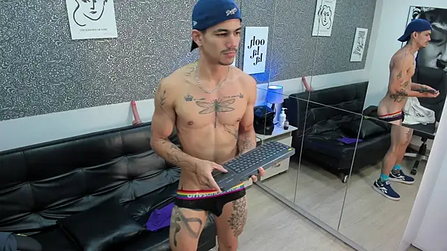 Show modela Jared_Cole na web-kameri