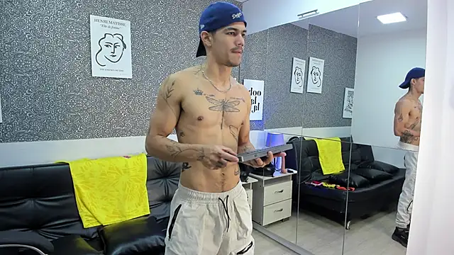 Show modela Jared_Cole na web-kameri