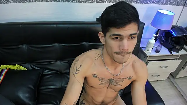 Jared_Cole Show in webcam