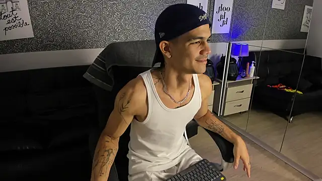 Show modela Jared_Cole na web-kameri