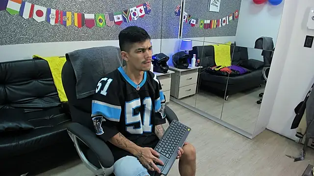 عرض كام Jared_Cole