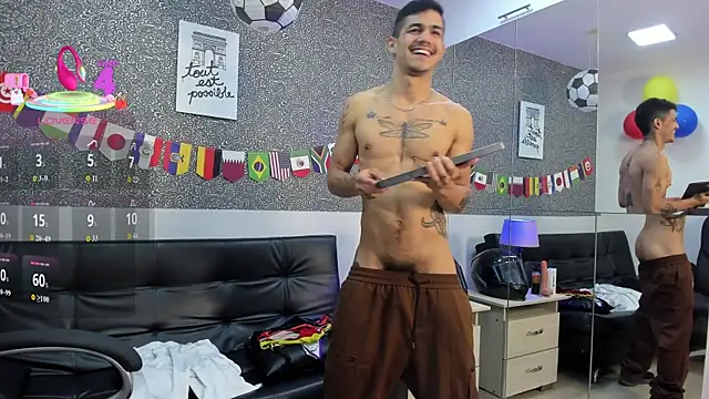 Jared_Cole Adlı Modelin Web Kamerası Şovu