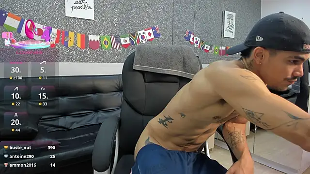 Jared_Cole Show in webcam