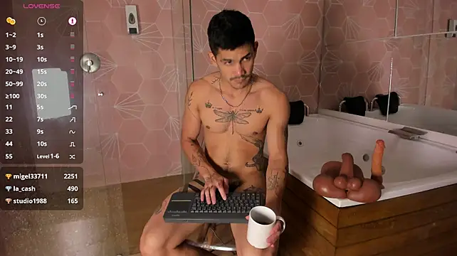 Jared_Cole Show in webcam