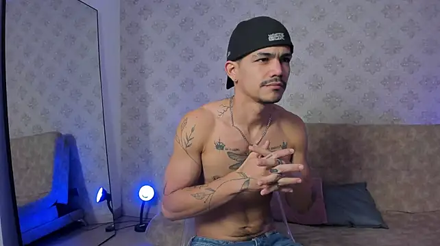 Pokazy przed kamerką – Jared_Cole