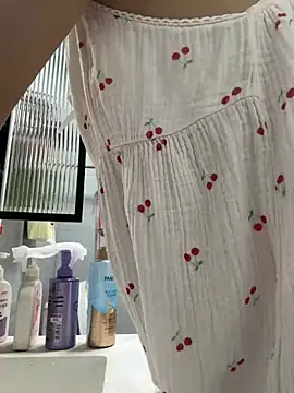 Xiao_Mao_meow Show in webcam