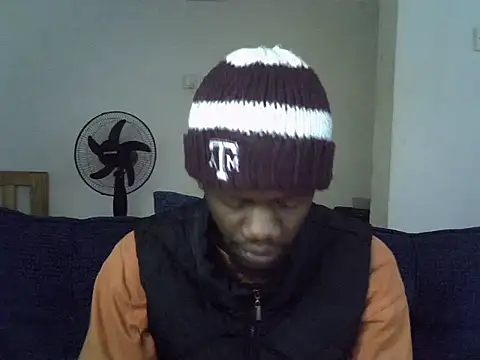 Thee_Biggestn Webbikameraesitys