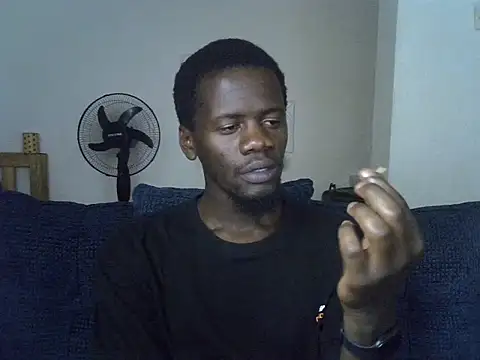 Thee_Biggest Show Webcam