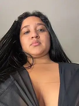 FoxySkye Chat XXX in diretta