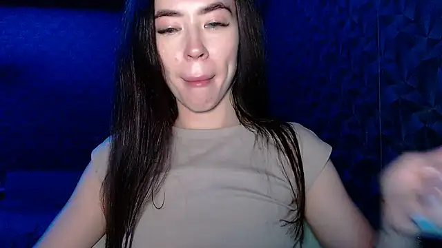 צ'אט XXX בשידור חי של lu_dominationn
