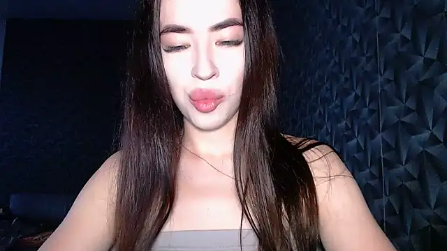 Chat +18 de lu_dominationn ao vivo