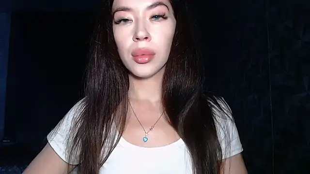 צ'אט XXX בשידור חי של lu_dominationn