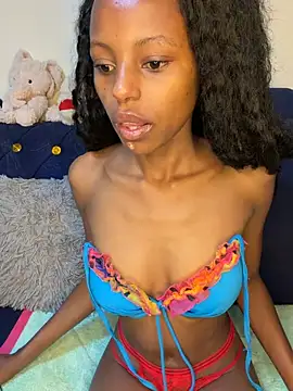 elly444 Chat XXX in diretta