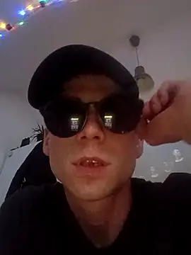 LuXDrgn Webbikameraesitys
