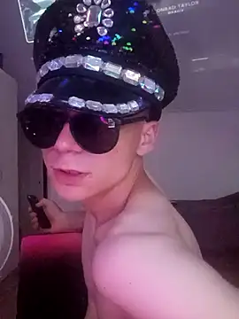 LuXDrg Show in webcam