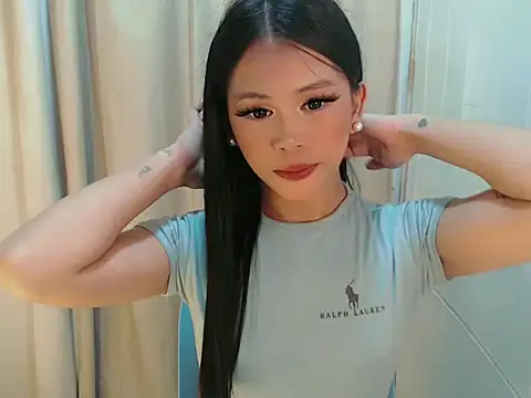 Lily_holy Pertunjukan Webcam