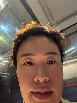 saozi666 网络视讯表演
